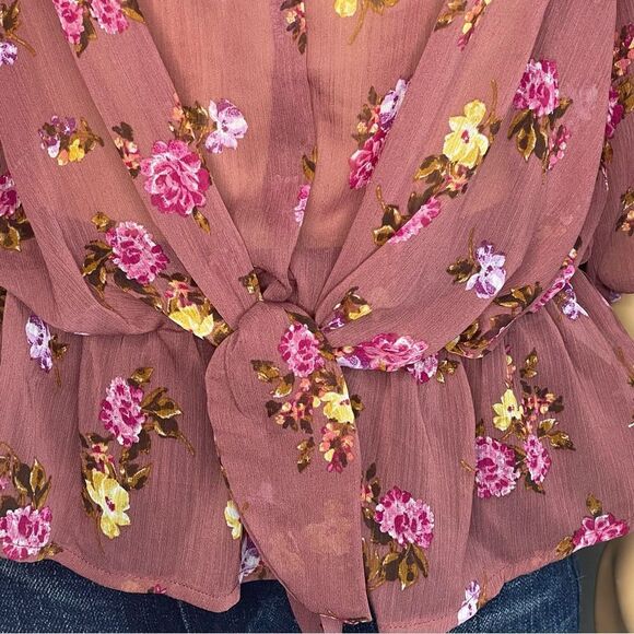 Lily White Floral 3/4 Sleeve Front Knot Blouse Wine With Yellow Pink Flowers Lrg - Picture 3 of 11